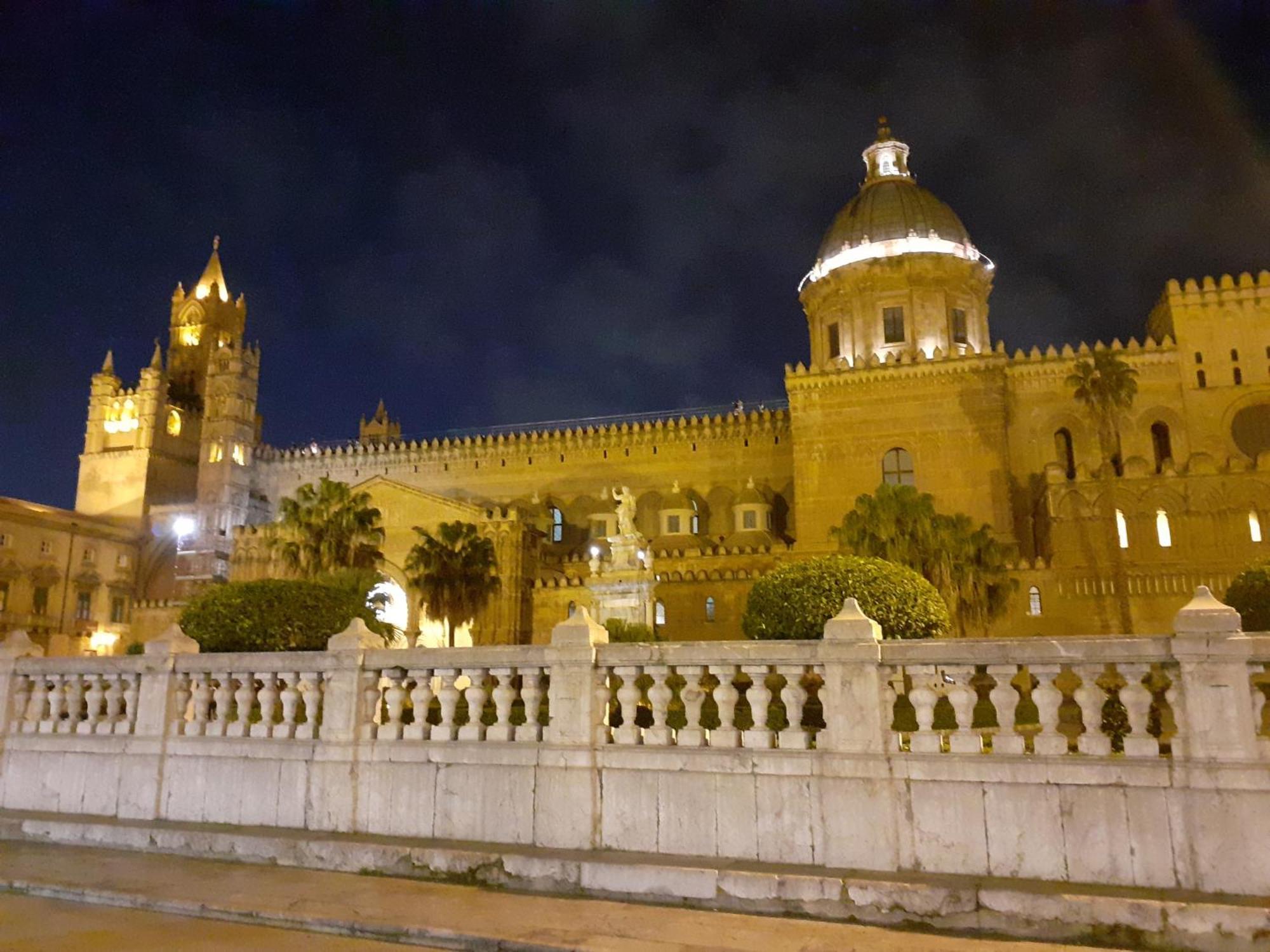 Appartamento Casa PAN  Palermo Esterno foto